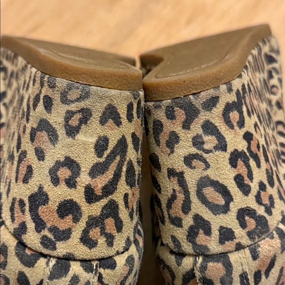 TOMS Leopard Print Wedge Ankle Bootie - Picture 10 of 13